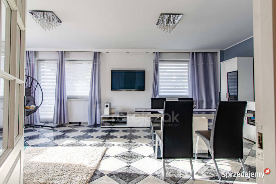 sprzedaży domu wolnostojącego 21503m2 Gdynia asfalt