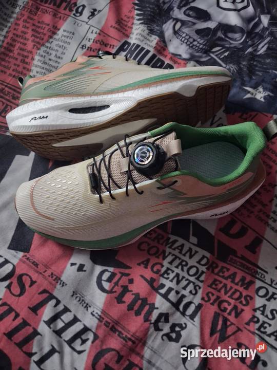 ultra lekkie wygodne sportowe buty zapięcia BOA inna Wałbrzych