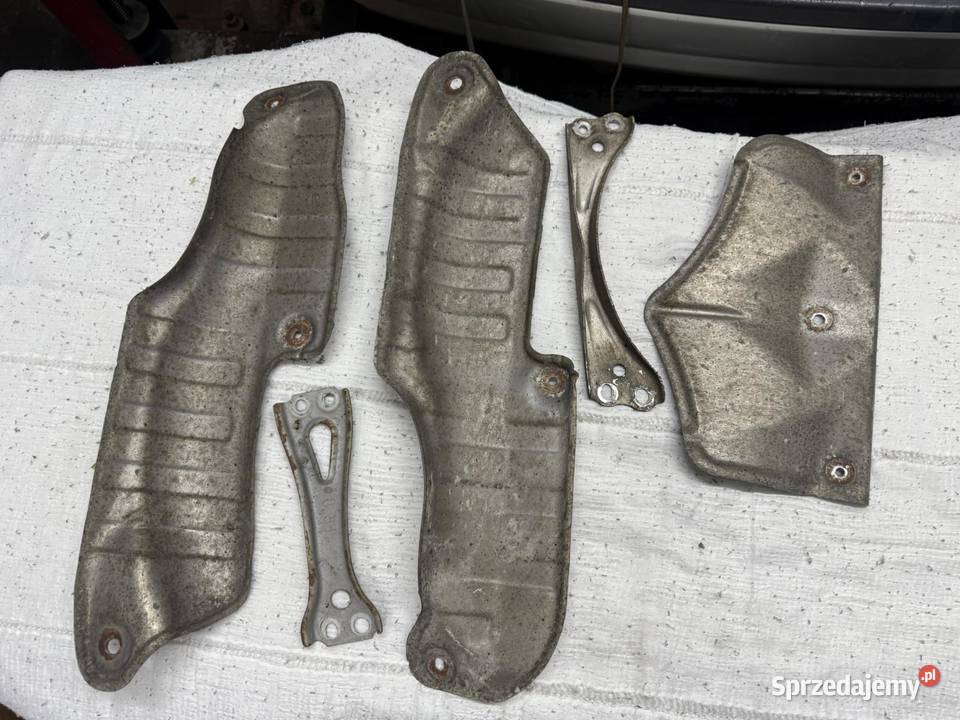 Blachy termiczne mocowania Lexus LS400 UCF21 śląskie sprzedam