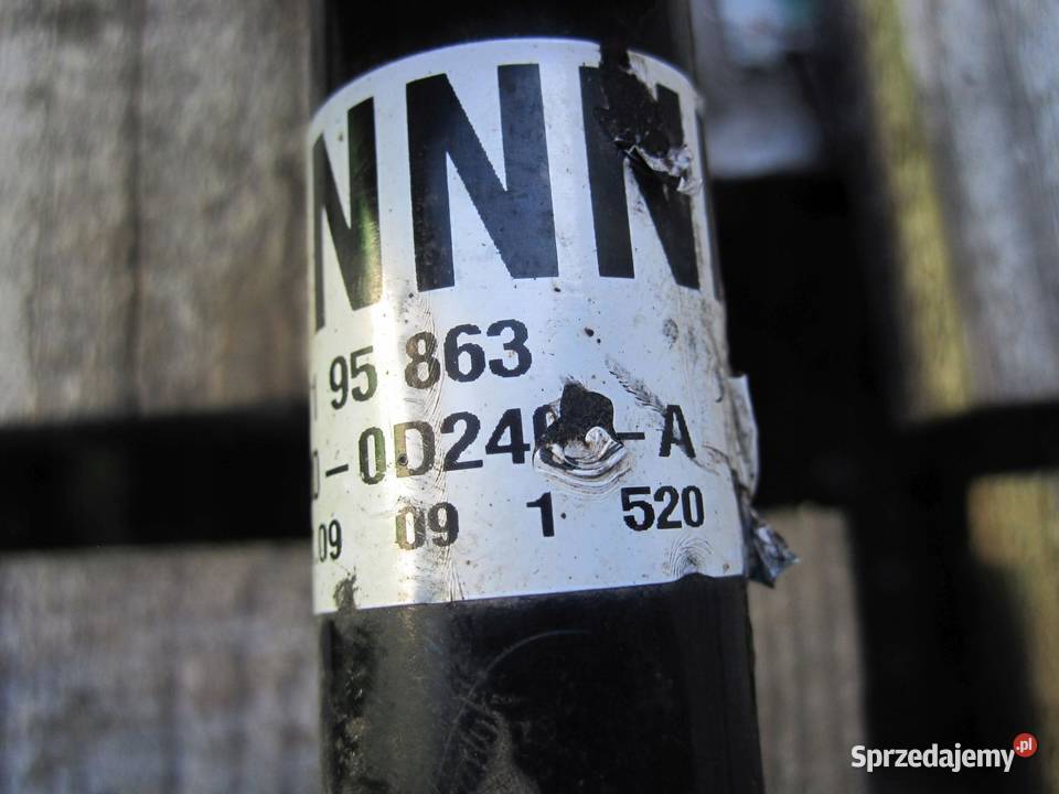 TOYOTA YARIS II LIFT 13 B 09r półoś lewa przód sprzedam