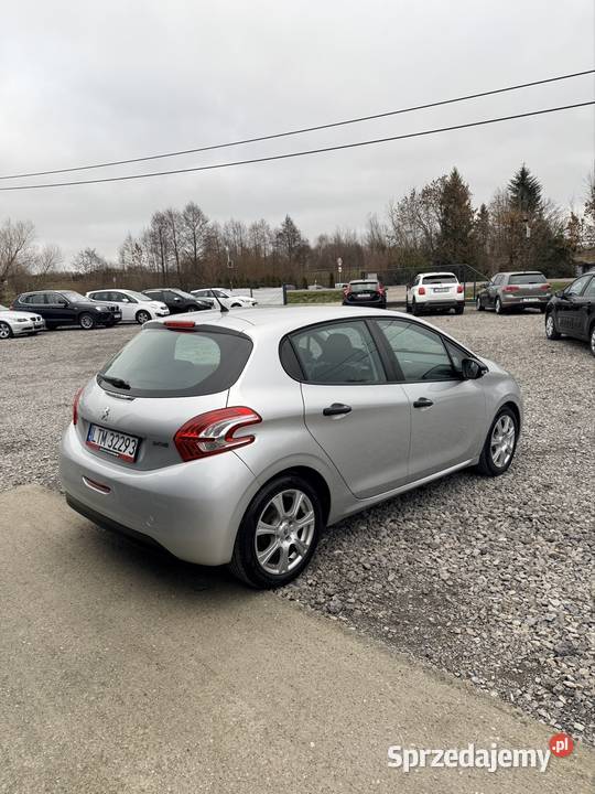 Peugeot 208 14hdi 2013r Tomaszów Lubelski sprzedam