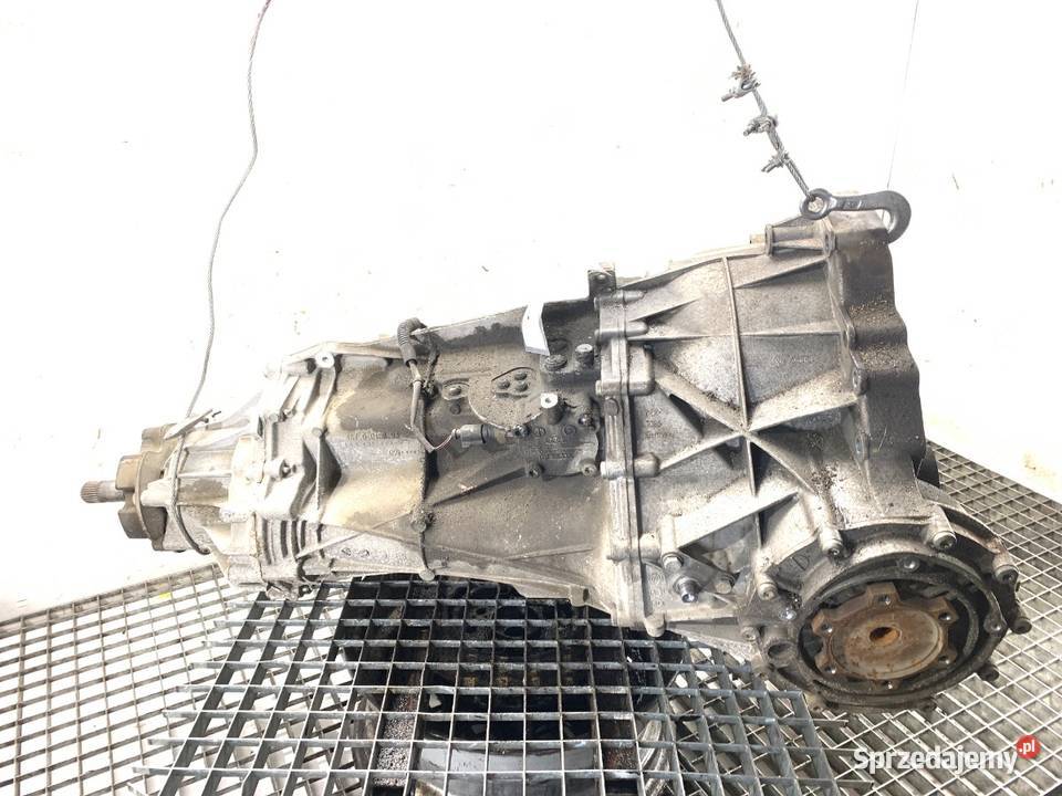 SKRZYNIA BIEGÓW AUDI A4 B8 0B4300040Q 30 240 sprzedam