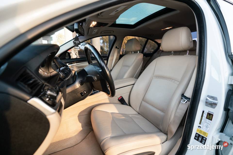 BMW F10 Seria 5 528i xDrive mazowieckie