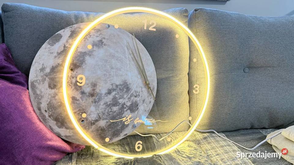 Duży zegar ścienny LED Oświetlenie inteligentne śląskie Częstochowa sprzedam