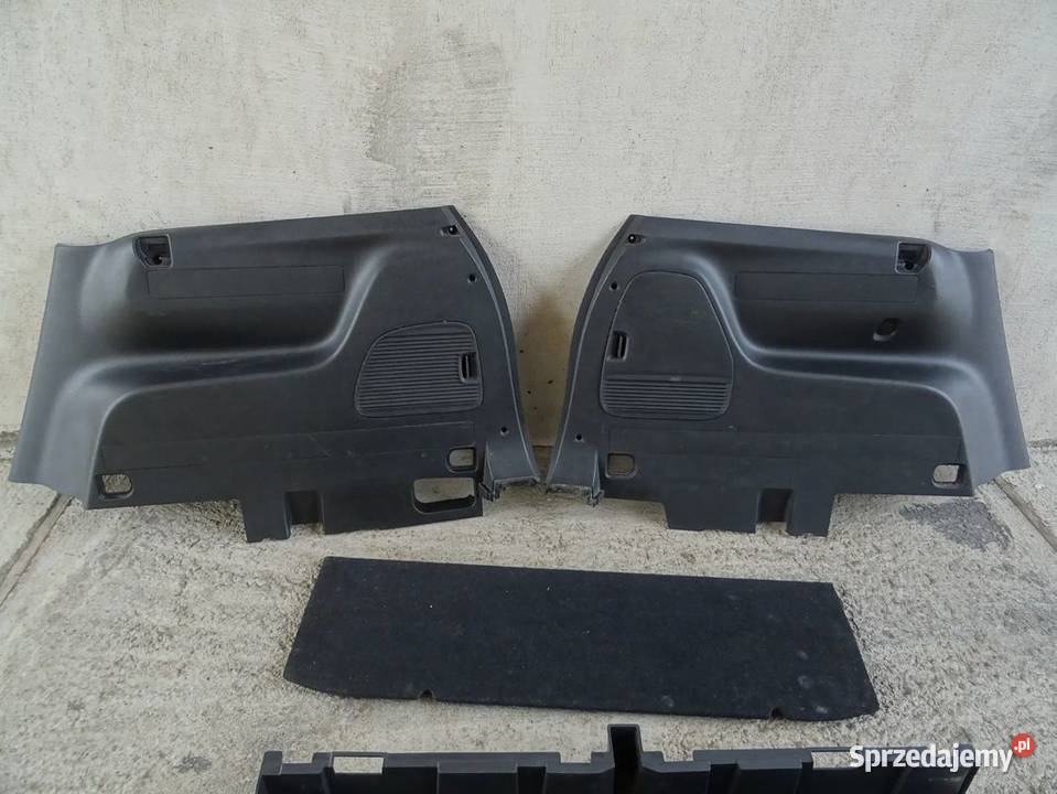 Bagażnik podłoga wykładzina schowki boczek Parcice sprzedam