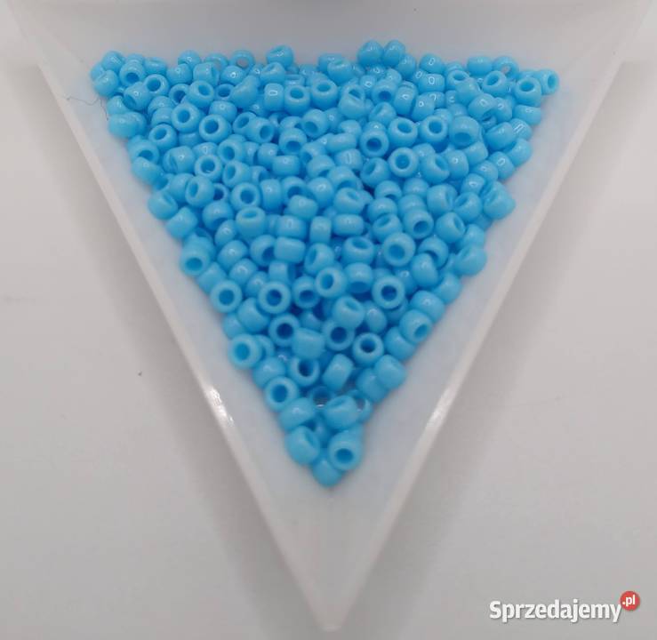 TOHO Round Opaque Blue Turquoise 8043