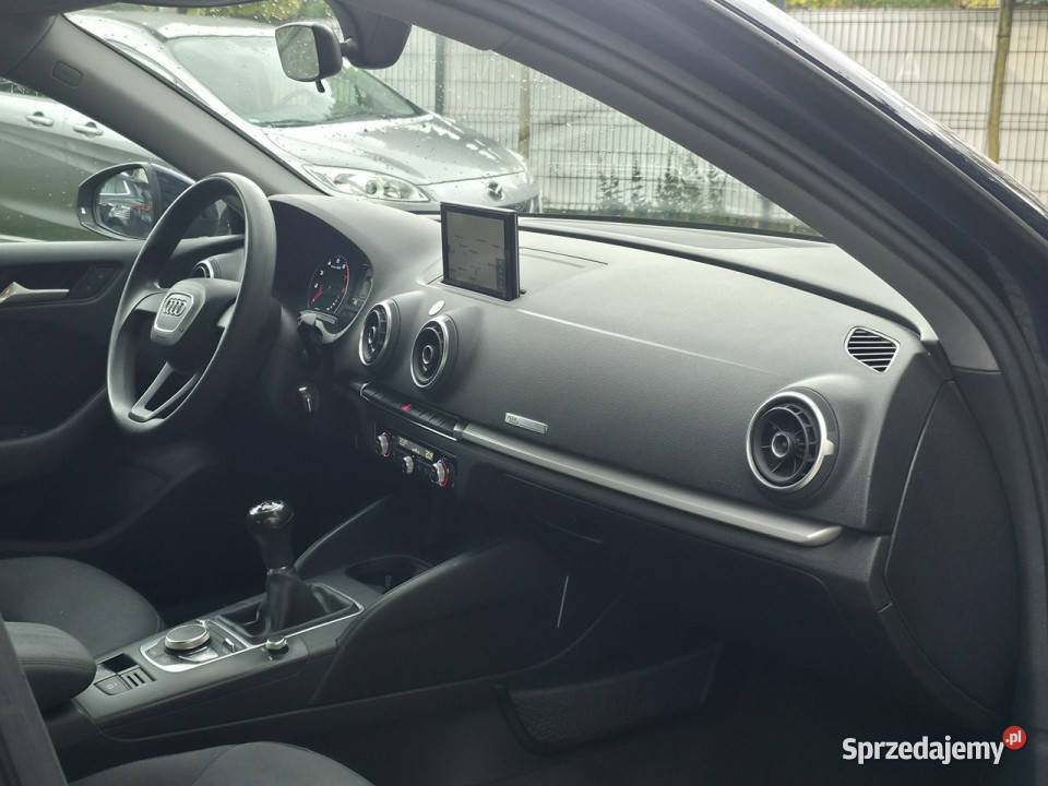 Audi A3 Sportback 14 Benzyna Serwisowany 137000km Piekoszów