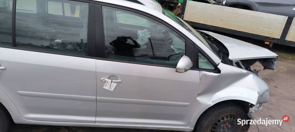 DRZWI PRAWE PRZÓD VOLKSWAGEN TOURAN Lipno sprzedam