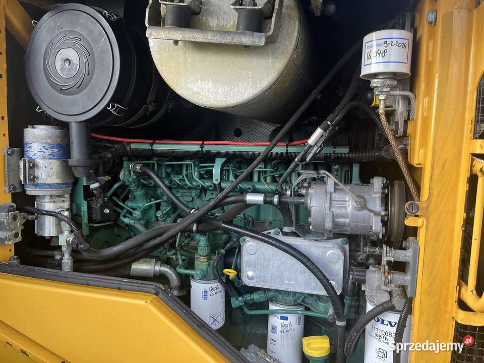 Ladowarka kolowa VOLVO L 90 F Warszawa