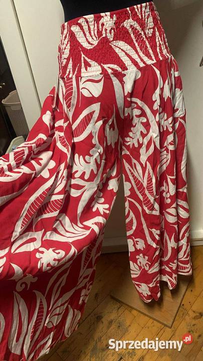 Spodnie z szerokimi nogawkami Moda i Styl Boguchwała sprzedam