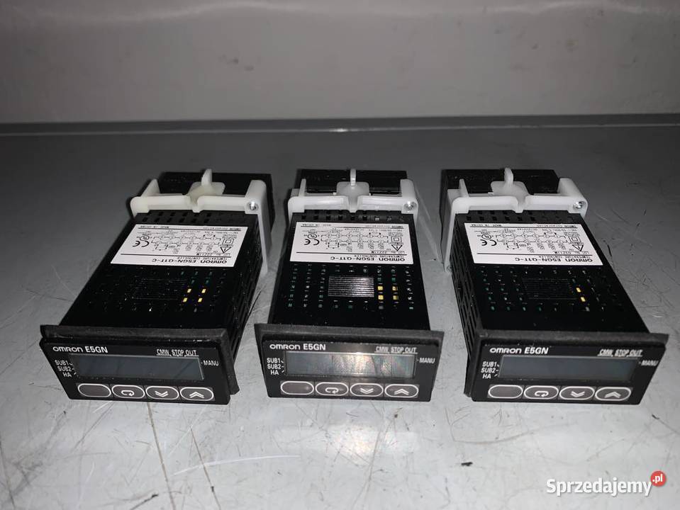 Omron E5GNQ1TC Temperature controller