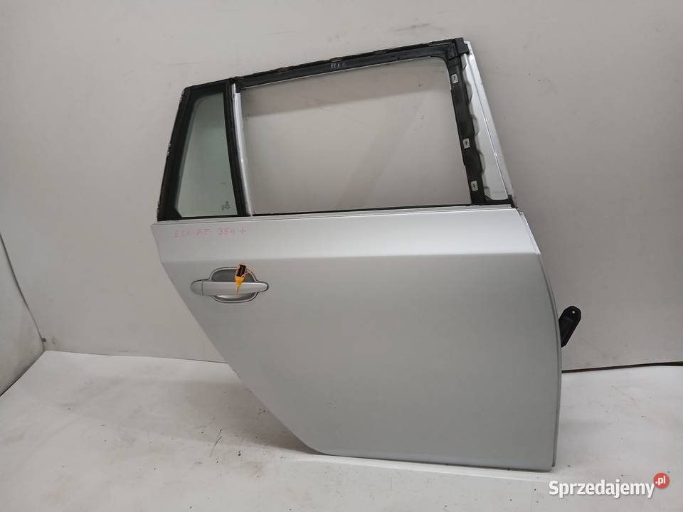 BMW E61 DRZWI PRAWE TYLNE TITANSILBER 3547 Strzyżewice