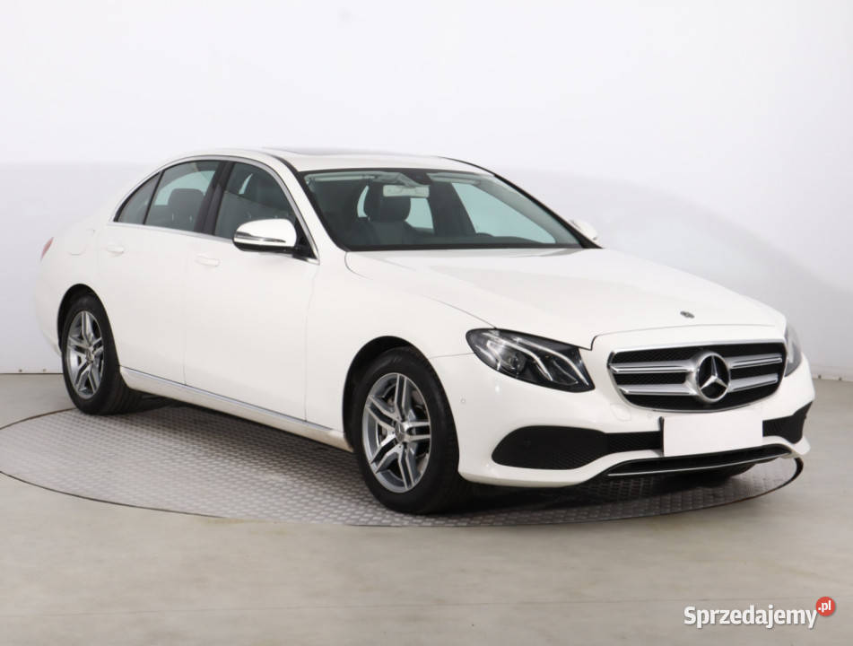 Mercedes E E 200 nieuszkodzony Piaseczno