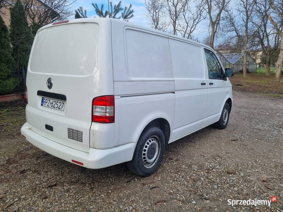 Transporter T5 poj 1986 102 Klima niski przebieg biały