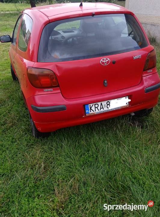 Toyota yaris 10 benzyna Michałowice
