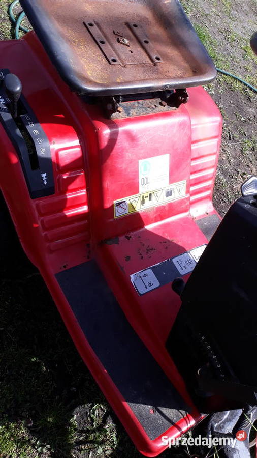 Metalowe błotniki do traktorka kosiarki