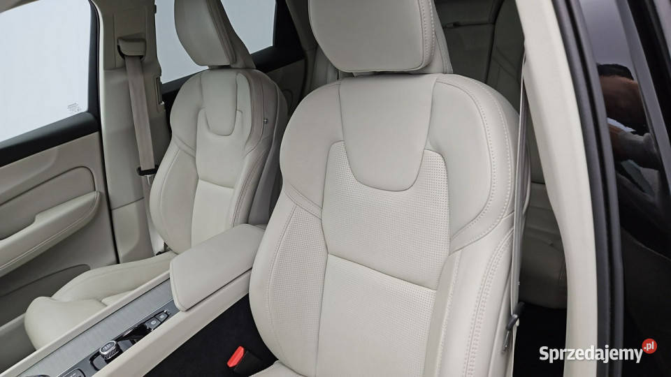 Volvo XC 60 B5 B AWD Plus Bright aut Z Polskiego elektrycznie ustawiane fotele mazowieckie