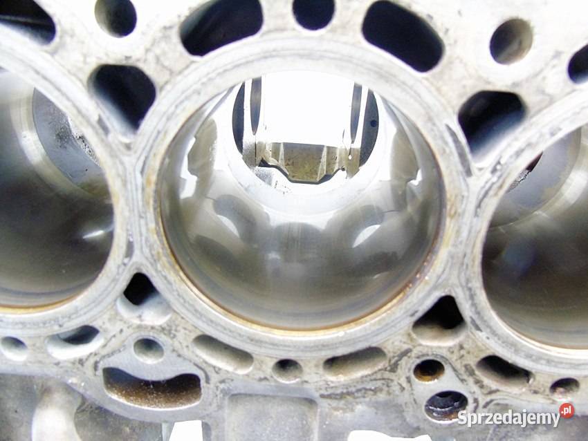 BLOK SILNIKA 18 16V MONDEO 3 V50 S40 C30 FOCUS osobowe Sosnowiec