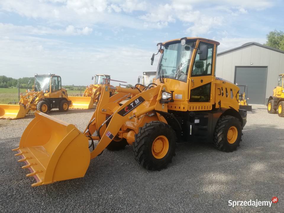 CTM 925 Nowa ładowarka kołowa 82 4100 TRANSPORT Spycharki Parczew