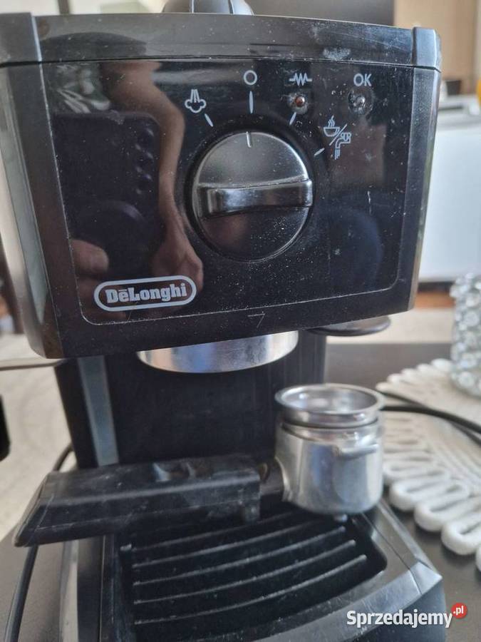 Ekspres kolbowy ciśnieniowy do kawy deLonghi Zamość