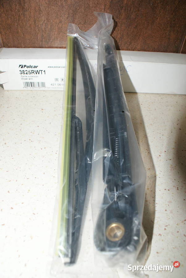 RAMIE WYCIERACZKI Z PIÓREM TYŁ HONDA CIVIC HB Białobrzegi