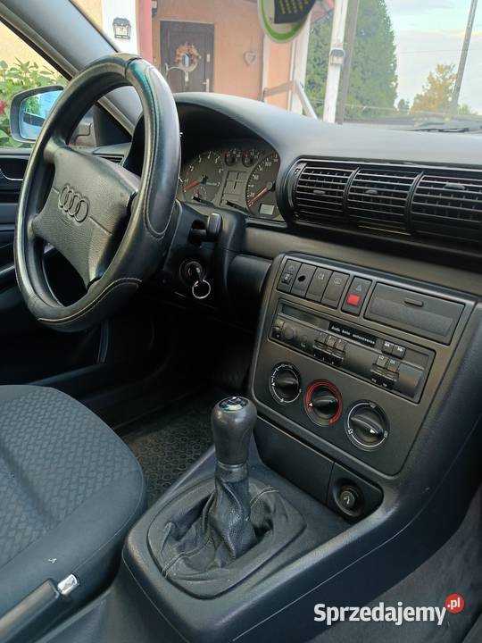 AUDi A4 B5 16 Benzyna Sprawny Technicznie nieuszkodzony Bierawa
