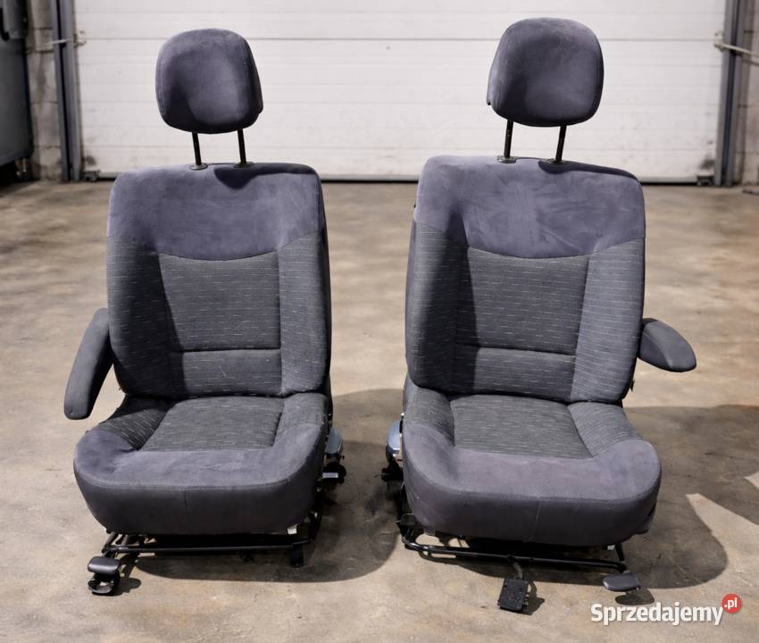 Fotele kierowcy i pasażera RENAULT ESPACE IV 20 Rok produkcji 2003 Sanok