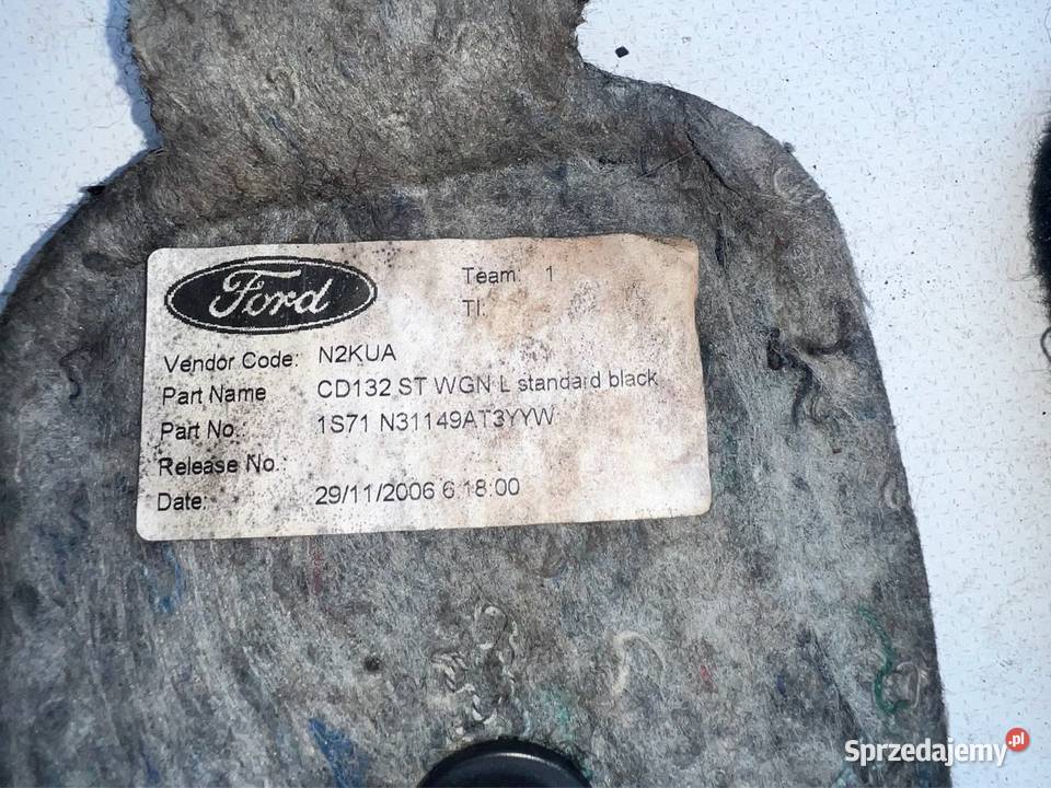 Zaślepka Bagażnika komplet Ford Mondeo Mk3 kombi Ostrzeszów