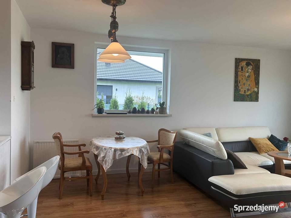 Dom w Ślesinie jeziorem