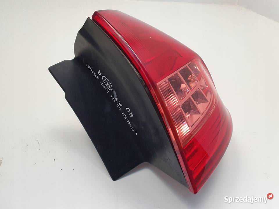 LAMPA PRAWA Citroen C5 III X7 kombi TYLNA prawy