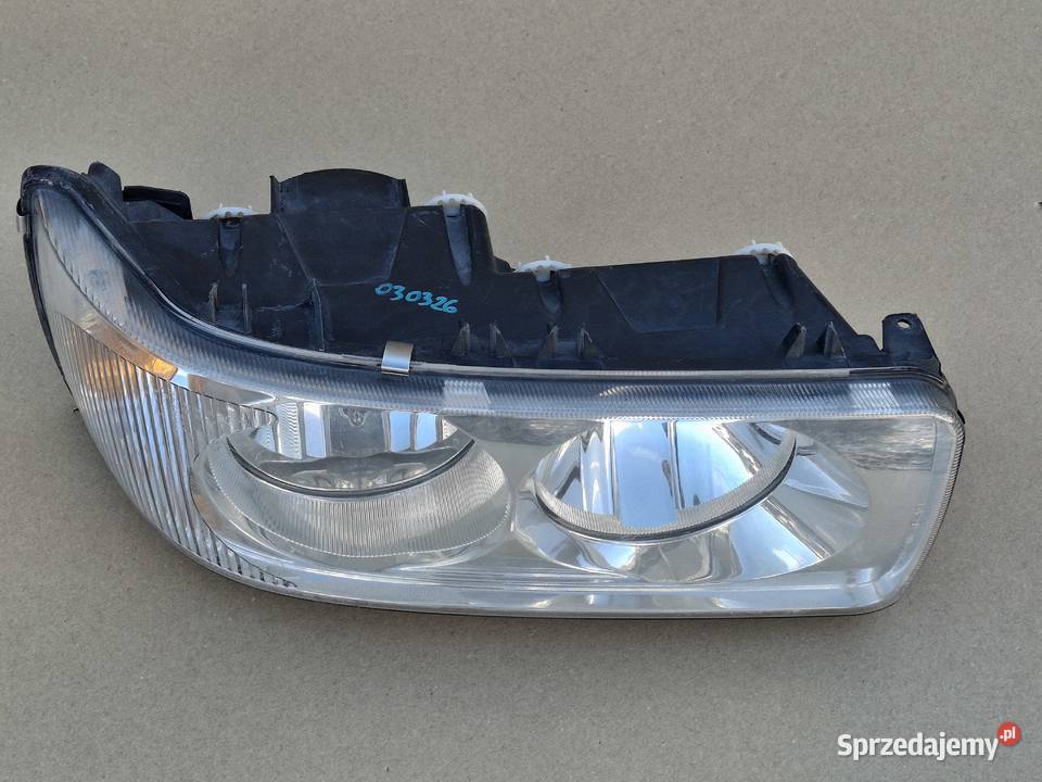 DAF XF CF LF REFLEKTOR PRAWY LAMPA PRAWA lubuskie Bieleń