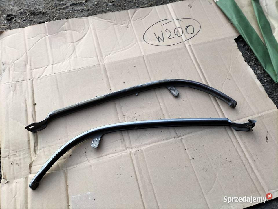 AUDI 80 B4 LISTWA POD LAMPE REFLEKTORA PRAWA lubelskie
