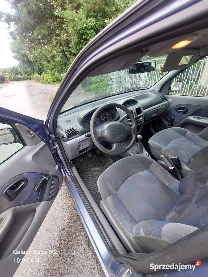 Sprzedam Renault clio Rok produkcji 1999 świętokrzyskie Jędrzejów