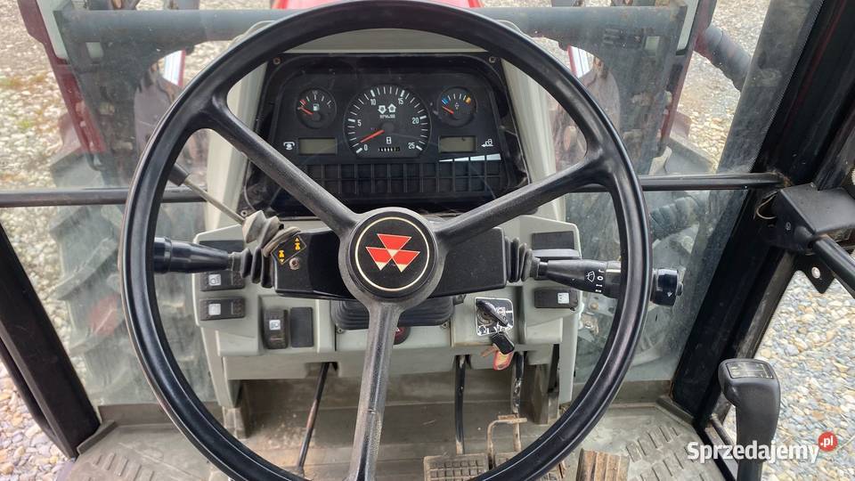 Massey Ferguson 6160 z ładowaczem czołowym Żabno