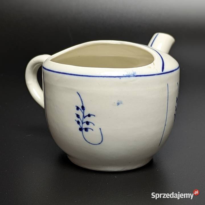 Filiżanka z dzióbkiem z XIX wieku dolnośląskie Legnica