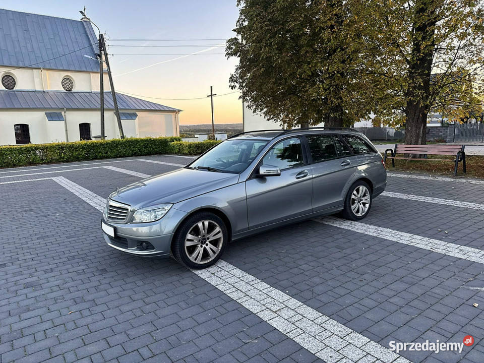 Mercedes C 200 22 CDI 136 OM646 Podrzewane gniazdo AUX świętokrzyskie Bliżyn
