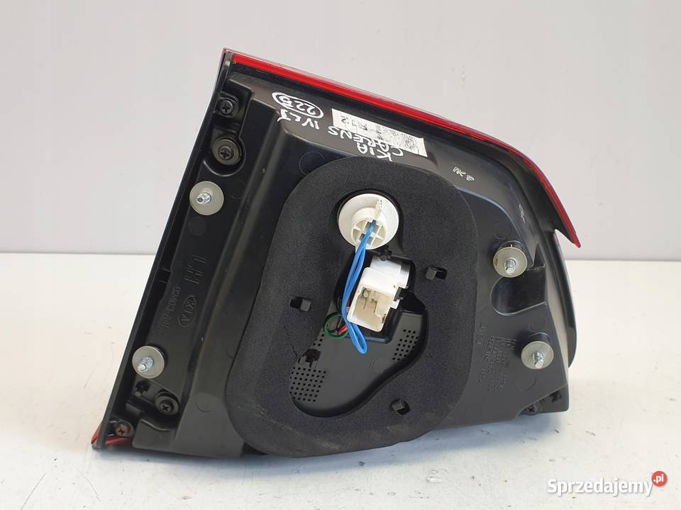 Kia Carens IV TYLNA LAMPA LEWA tył W KLAPE LED osobowe Rudka