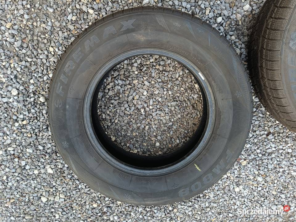2 Opony zimowe Firemax 23565R17