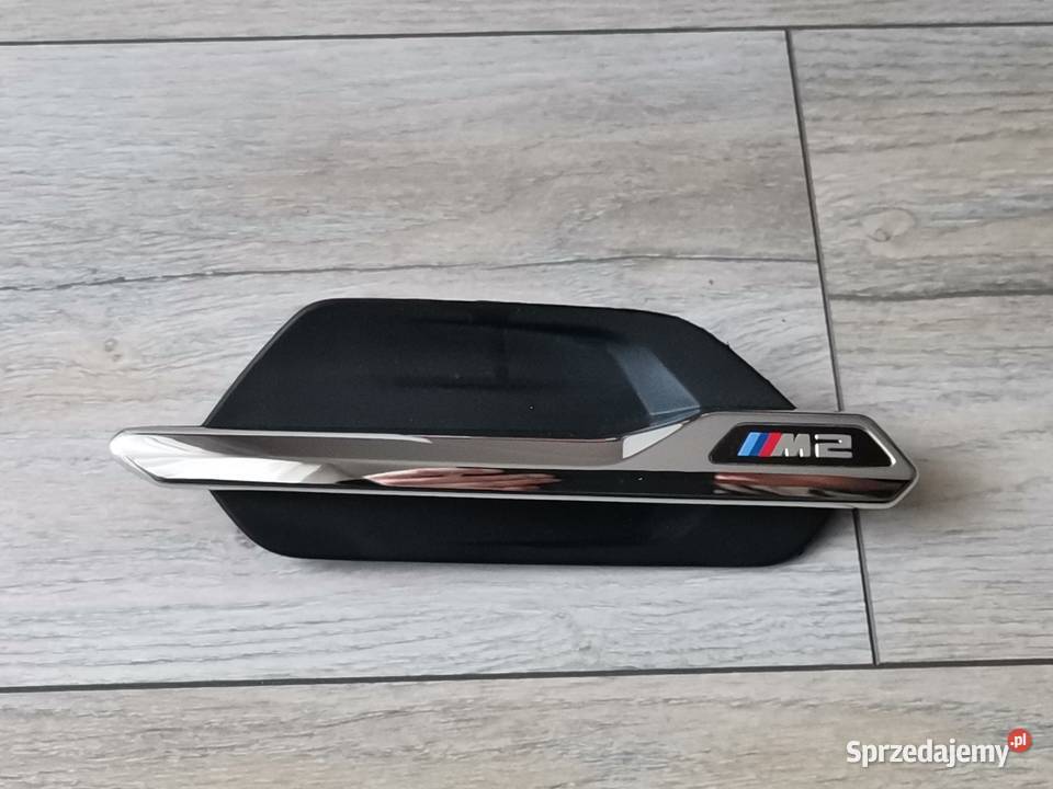 BMW M2 F87 PERFORMANCE PRAWA OSŁONA BŁOTNIKA osobowe Błotniki Karoseria Międzychód