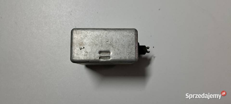 Przełącznik przekaźnik świateł awaryjnych Luzino