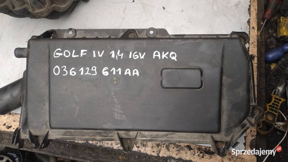 VW GOLF IV 14 16V AKQ obudowa filtra powietrza osobowe Kielce sprzedam