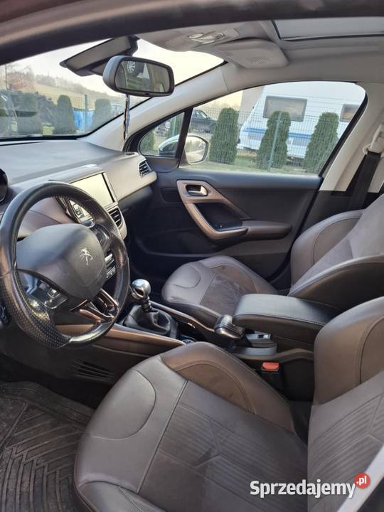 2013 r Peugeot 2008 manualna Kartuzy