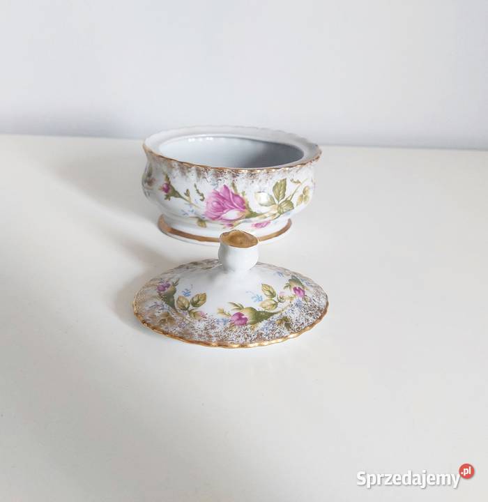 porcelana Iwona szkatułka Chodzież biała z Poznań