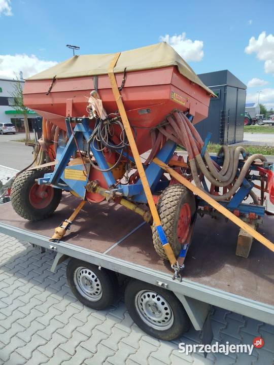 Siewnik accord pneumatik 4m Accord Szarocin sprzedam