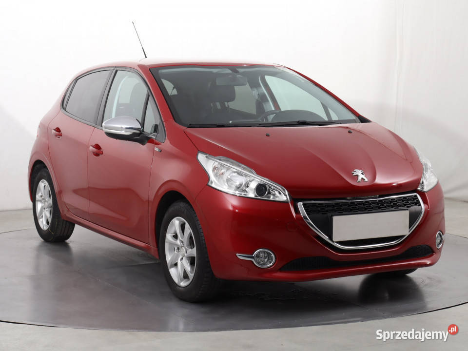 Peugeot 208 12 PureTech Rok produkcji 2015