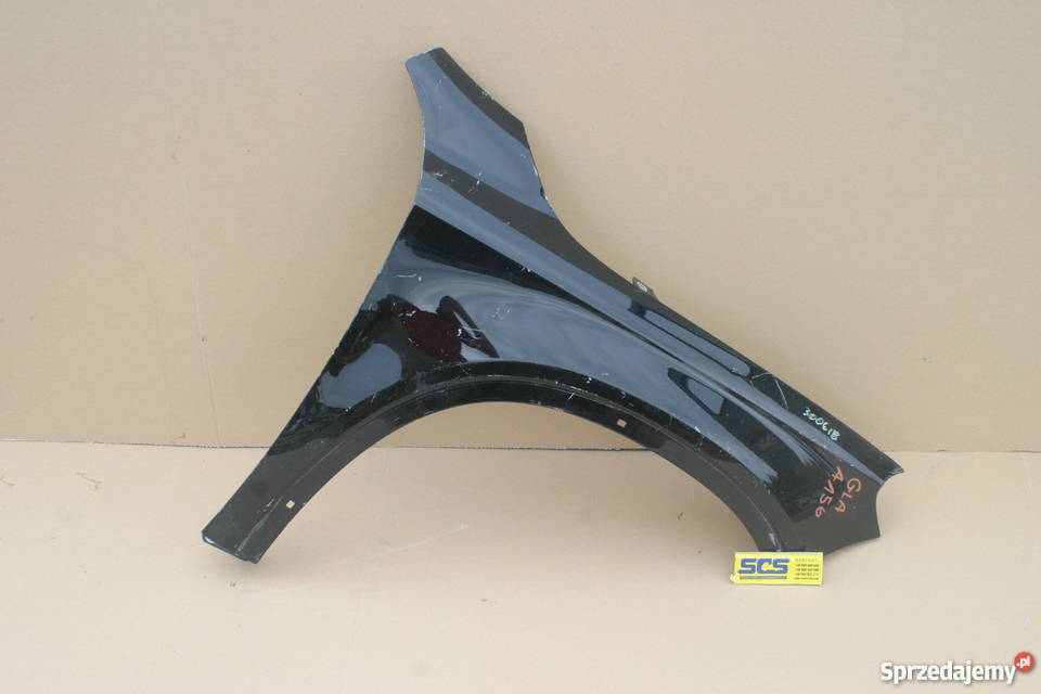 MERCEDES GLA W156 1317 BŁŁOTNIK PRAWY PRZÓD osobowe