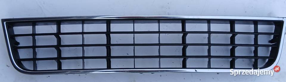 Kratka Atrapa zderzaka środkowa Audi A6 C5 2001 Rok produkcji 2002 Szczerbice sprzedam