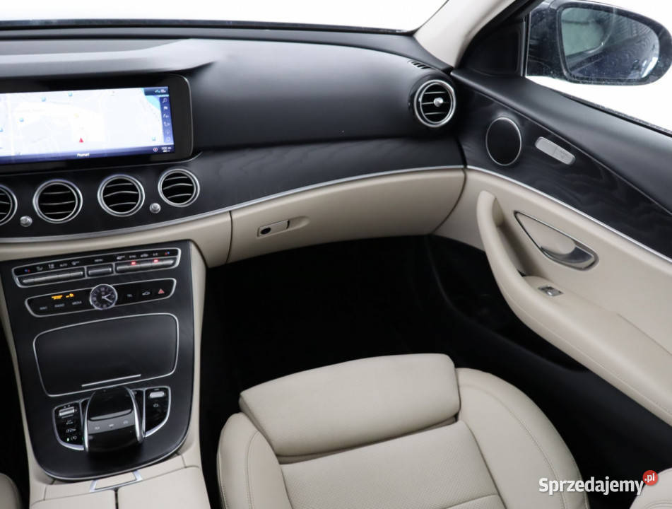 Mercedes E E 220 d czujnik martwego pola Bielany Wrocławskie