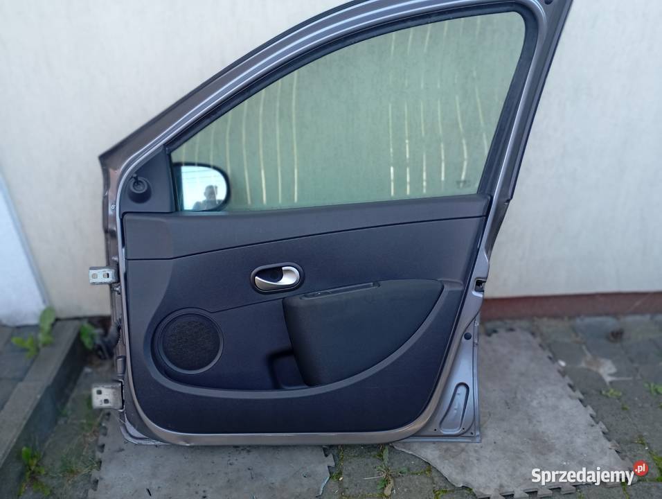 Drzwi maska clio 3 2011r kolor TEKNG Nadarzyn