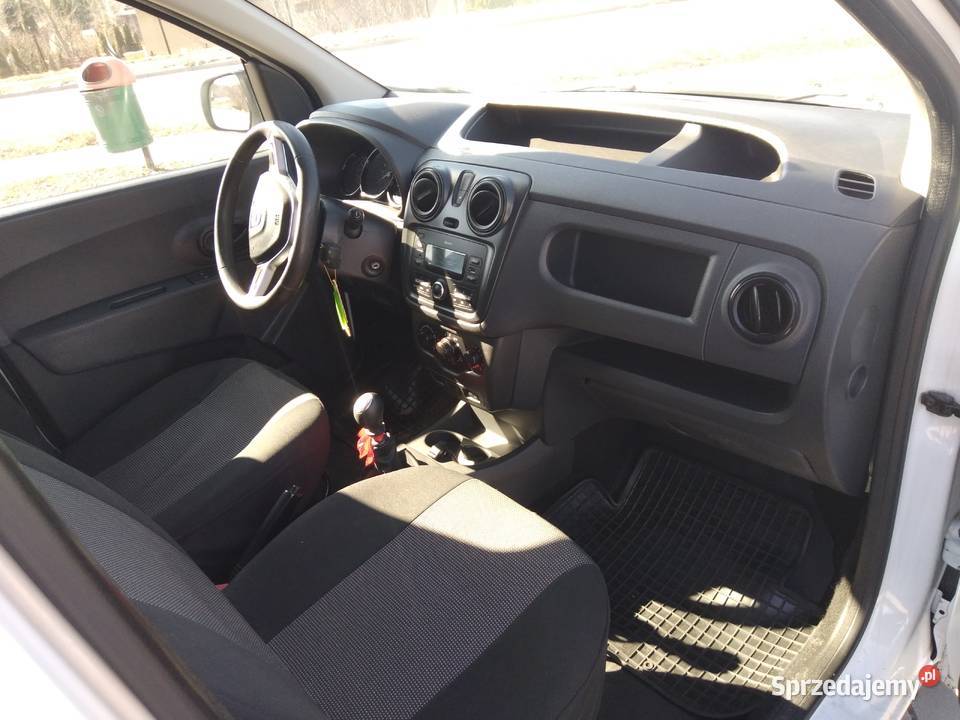 Dacia dokker van adblu 95 koni 2019 salon Dacia Kielce